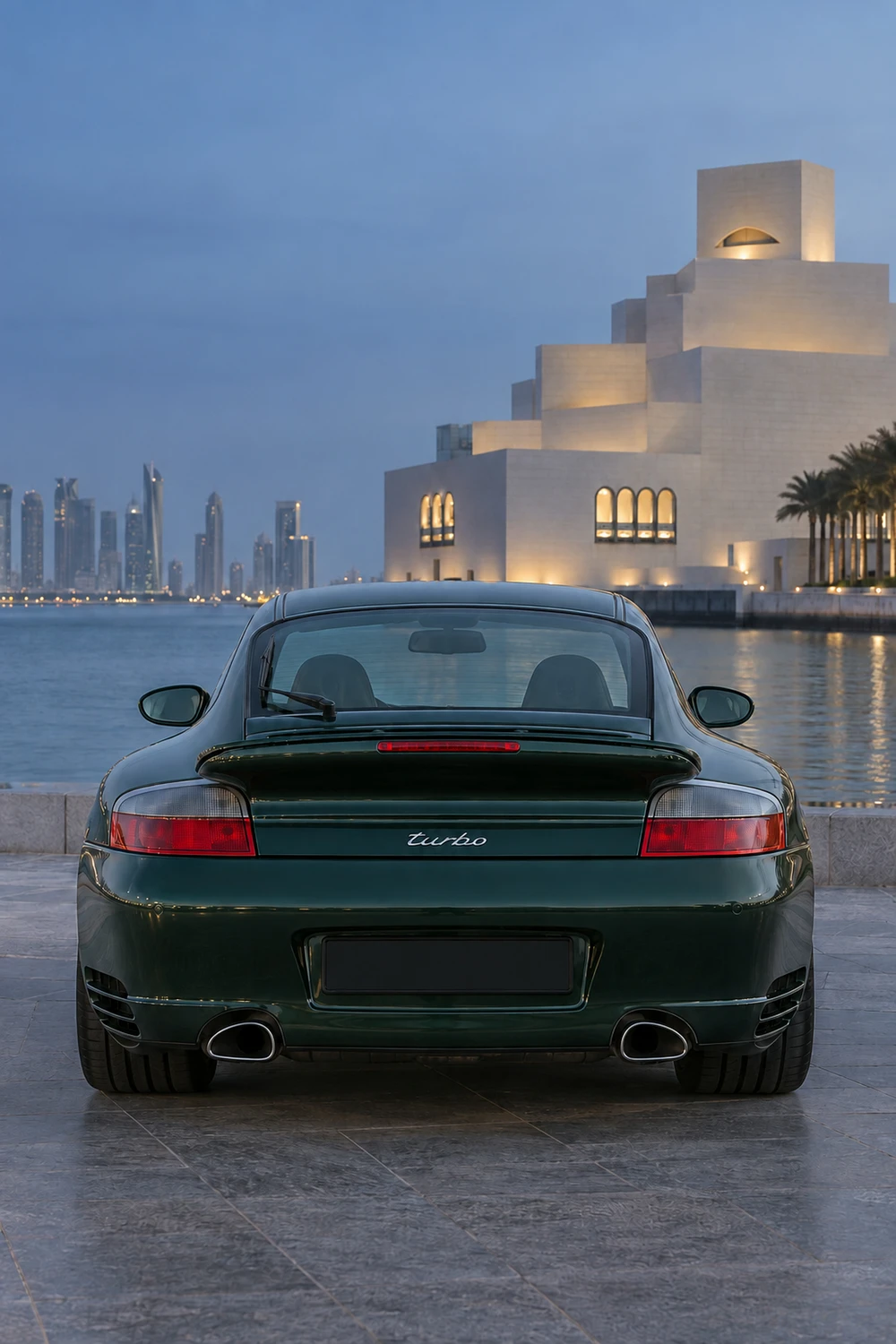 АВТО 1007438 Porsche 911 Turbo 996 зелёный Доха