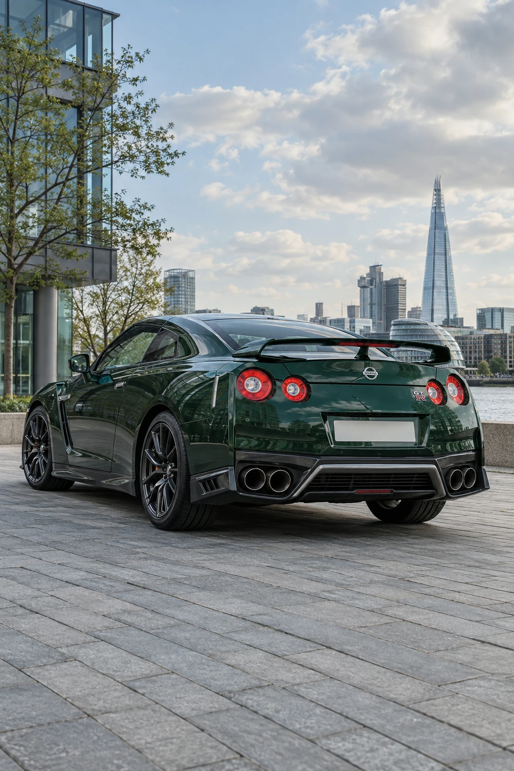 АВТО 1007350 Nissan GTR R35 зелёный Лондон
