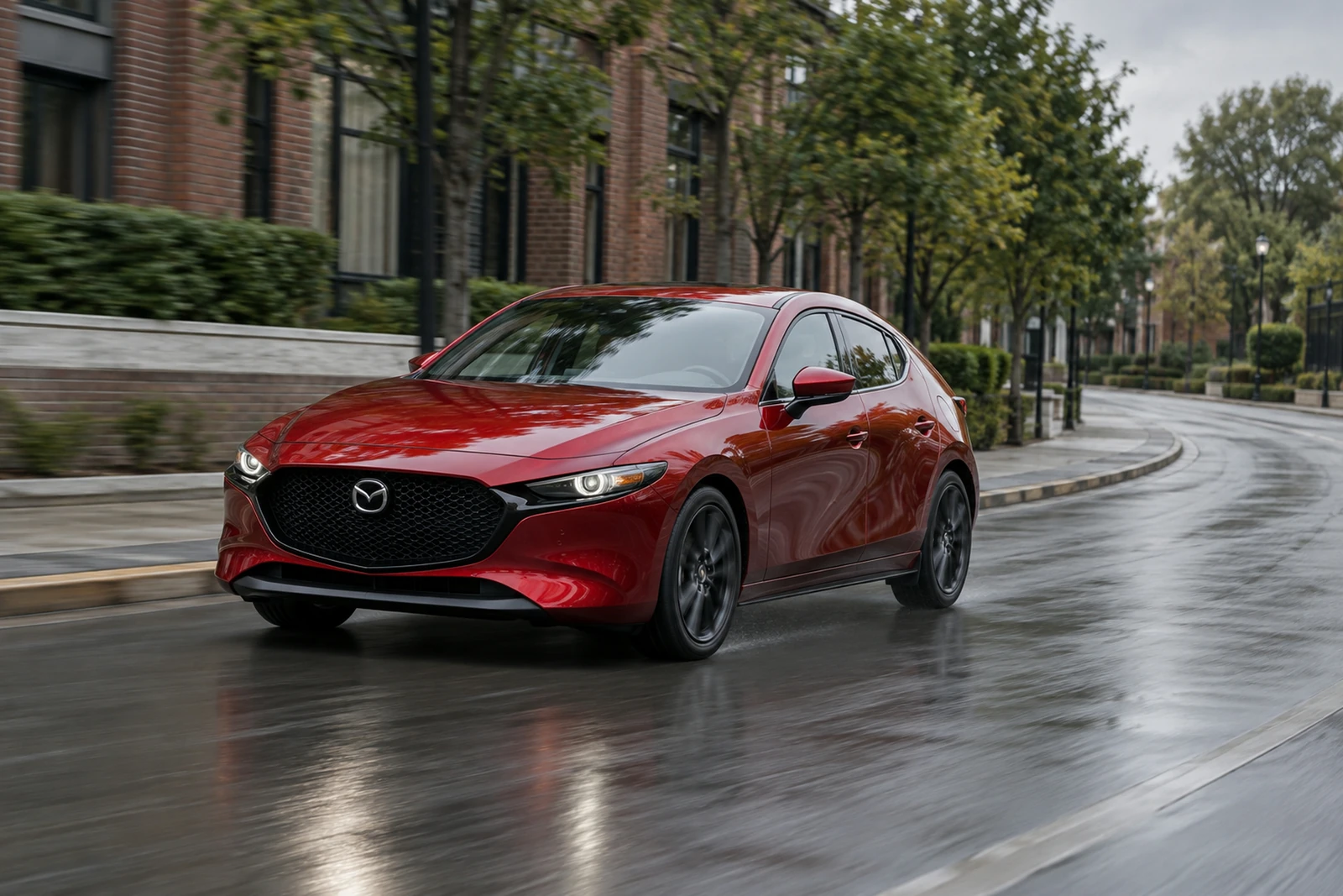 АВТО 1007574 красная Mazda3 Hatchback на дождливой улице