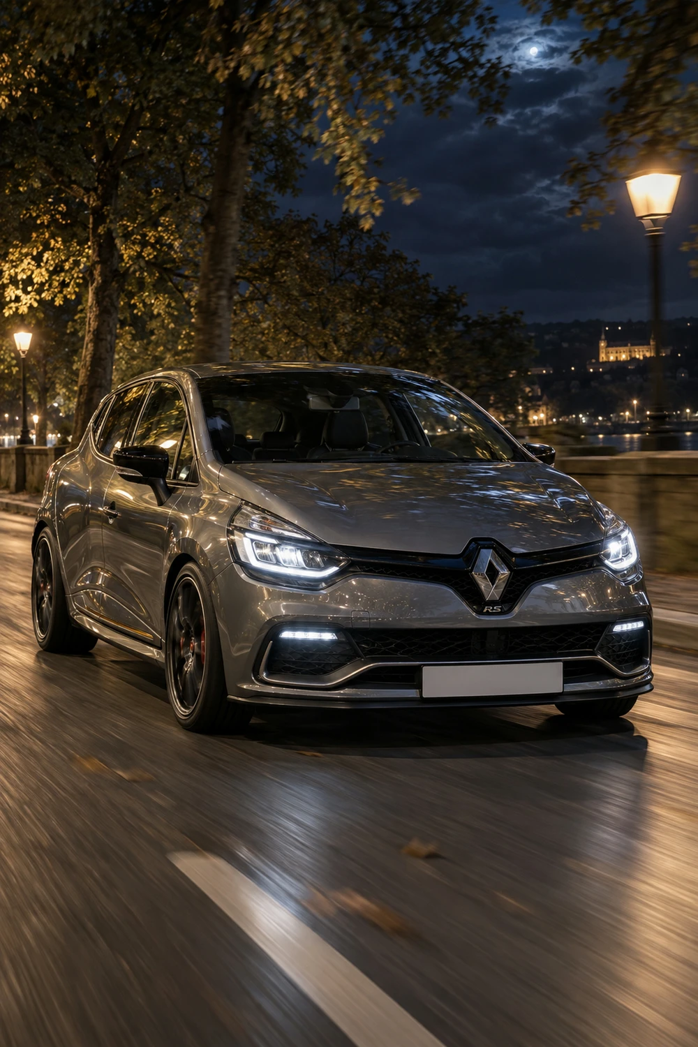 АВТО 1006944 Renault Clio RS IV серый дорога под кронами