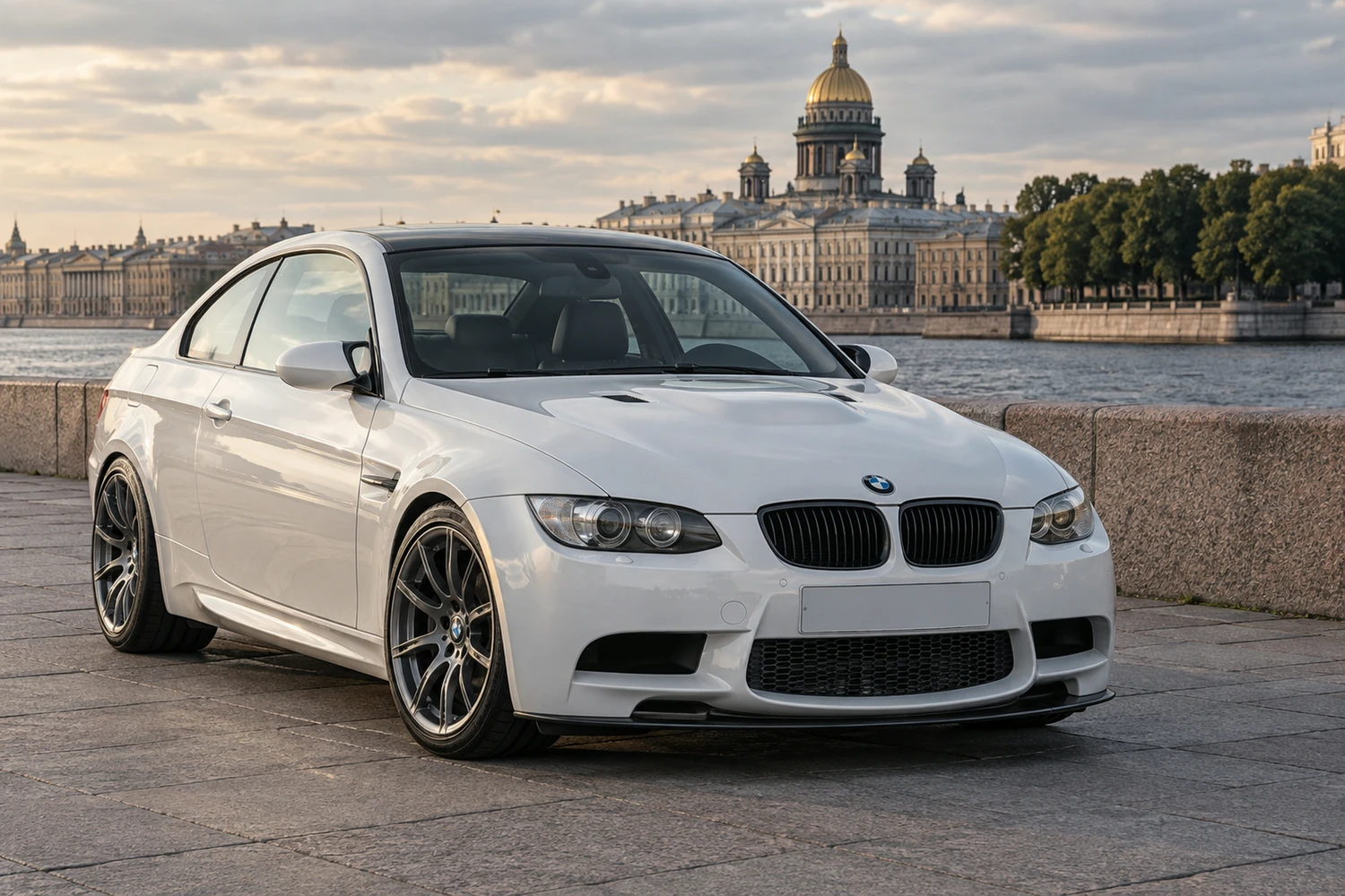 АВТО 1007417 BMW M3 E92 белый Санкт Петербург