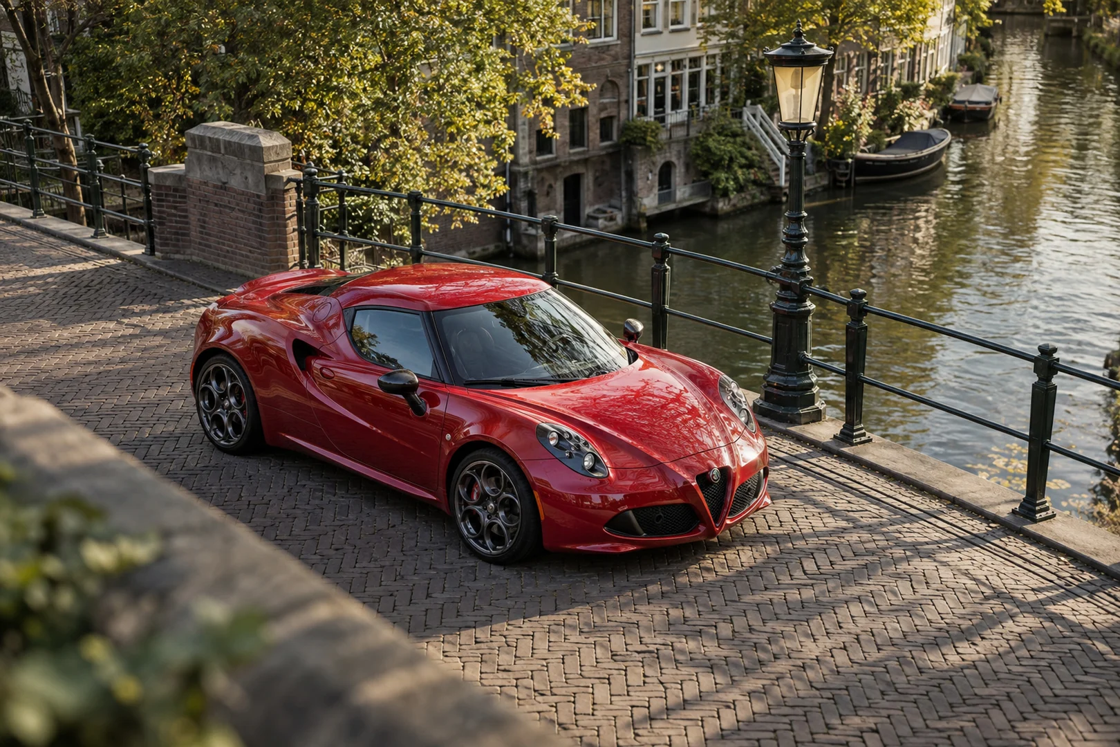 АВТО 1008704 Alfa Romeo 4C красный мост