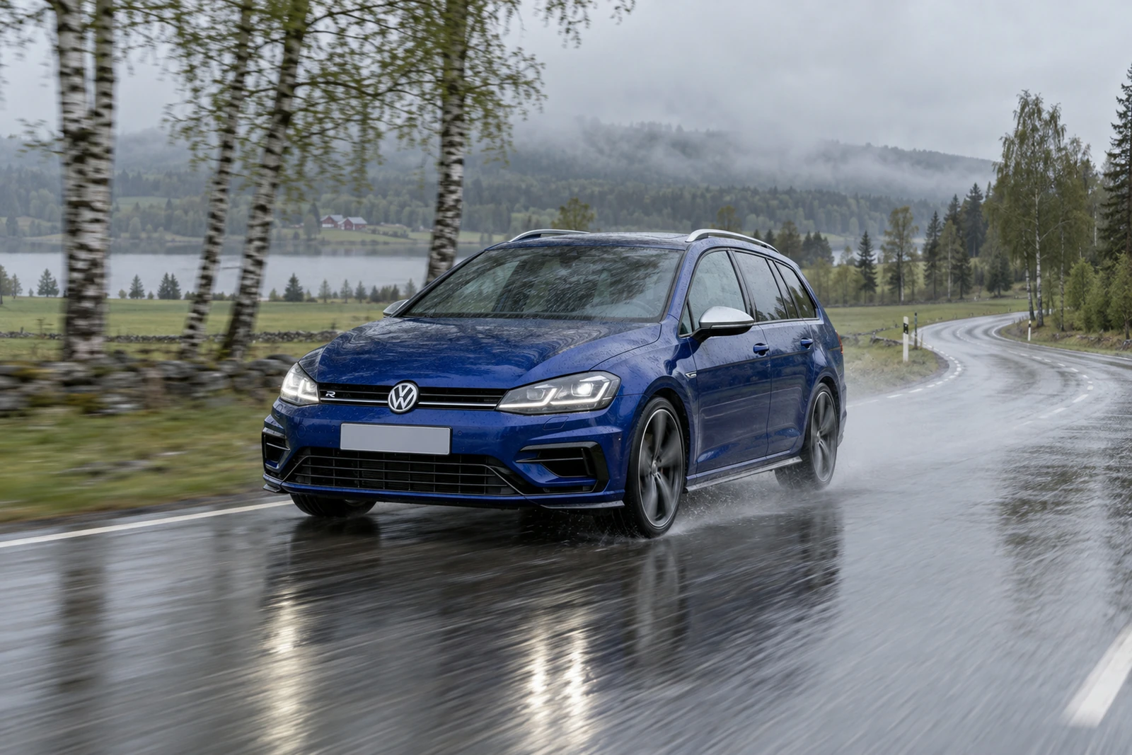 АВТО 1007696 Фольксваген-Гольф-R-Вариант-дождь