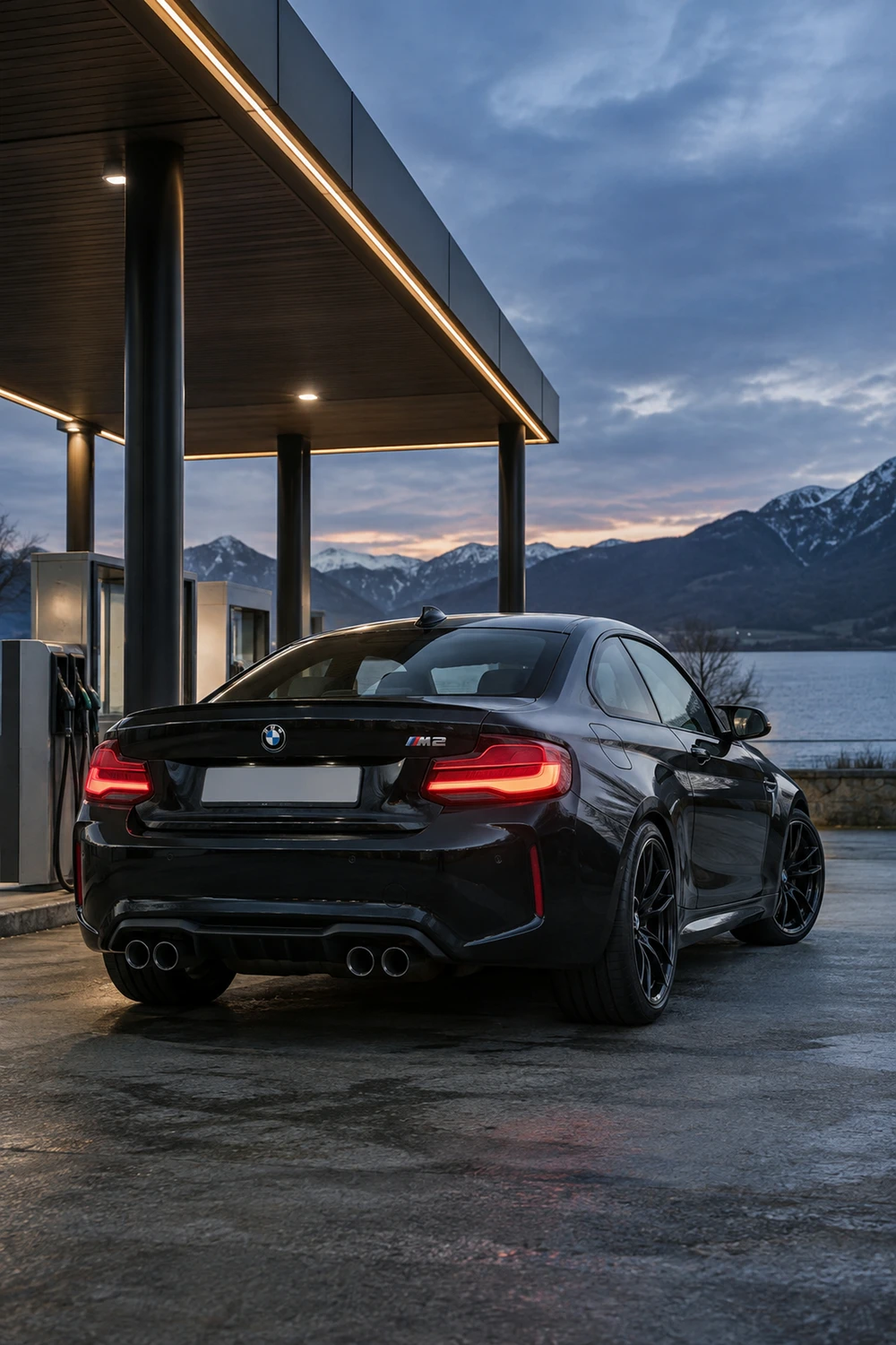 АВТО 1007453 BMW M2 F87 чёрный ночная АЗС