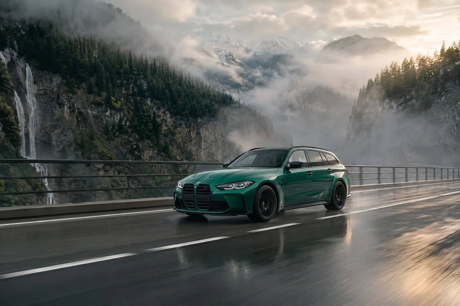 АВТО 1003544 зелёный BMW M3 Touring на дороге водопадов