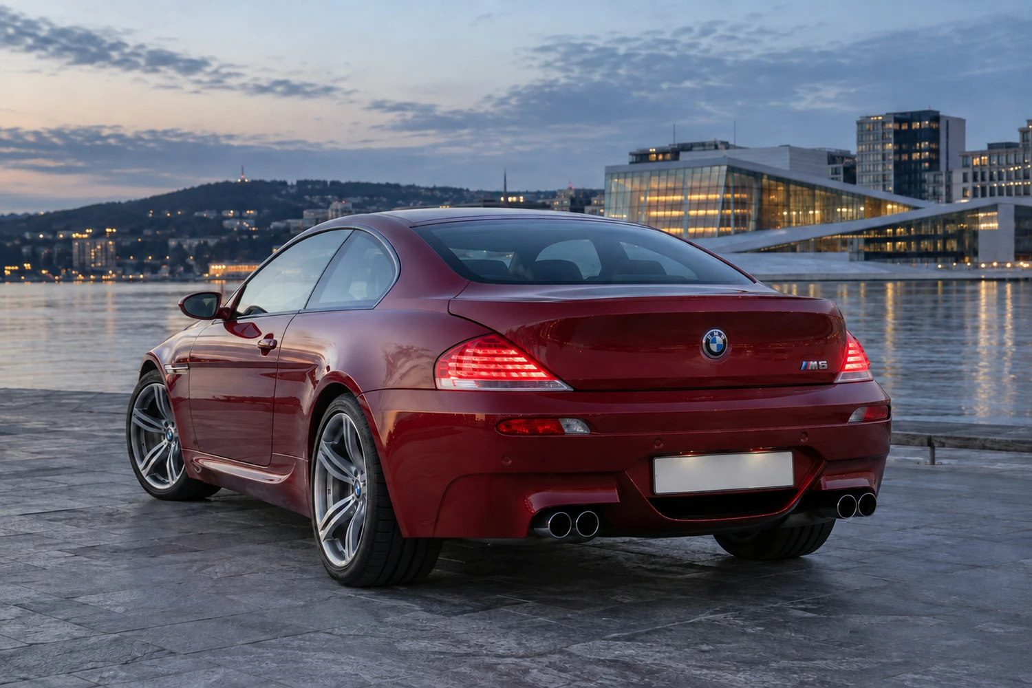 АВТО 1007473 BMW M6 E63 красный Осло