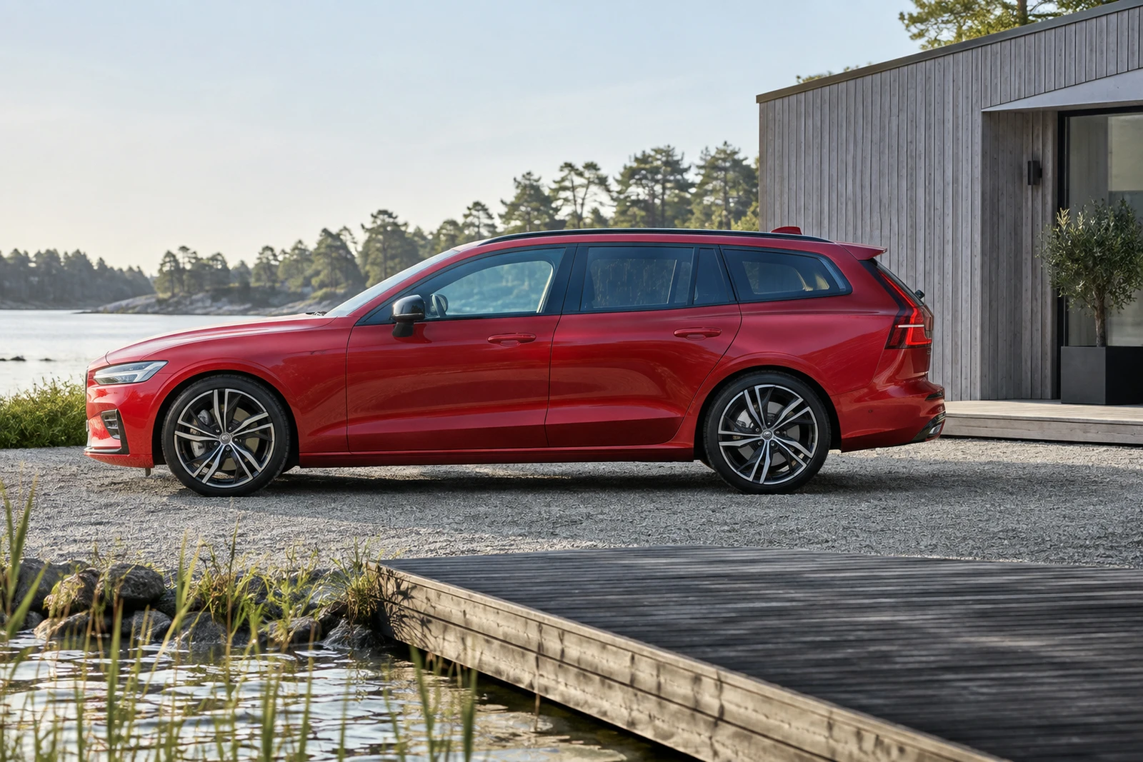 АВТО 1008138 Вольво V60 красный У озера